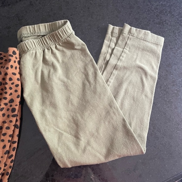 Old Navy Olive Green and Brown Legging Set Size 4T - Picture 3 of 5